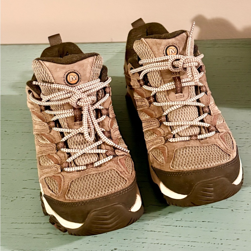 Merrell Moab 3 Hiking Shoes, Size 9
